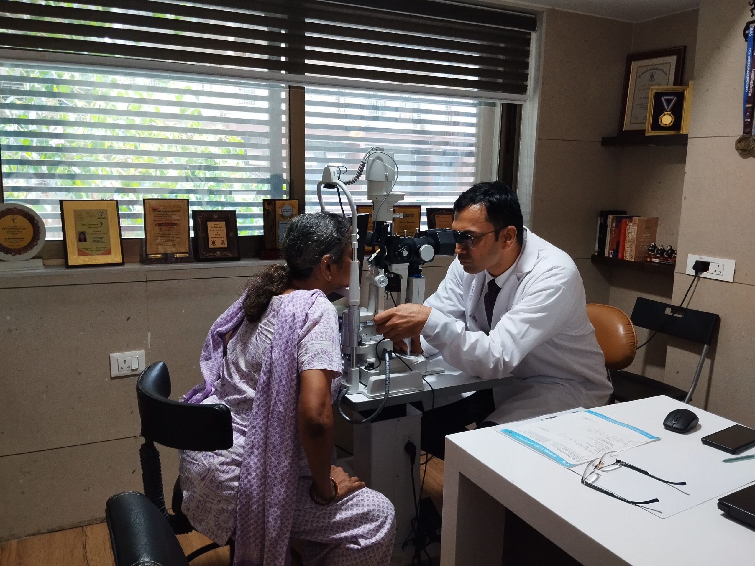 ICL surgery and advanced refractive care at Sentra Clinic, Malad East, Mumbai
